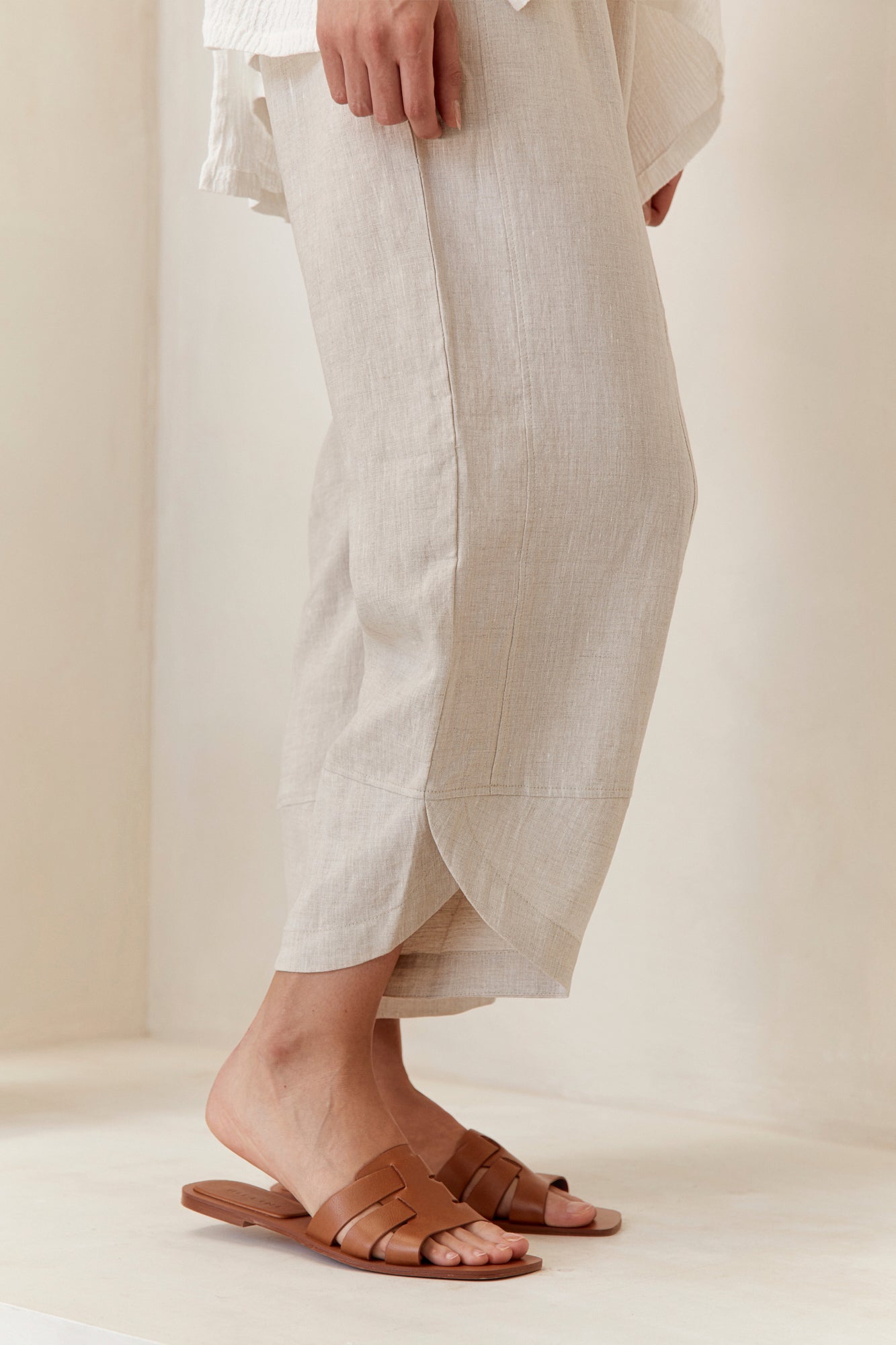Ankle detail of model wearing Palermo Linen Pants Natural