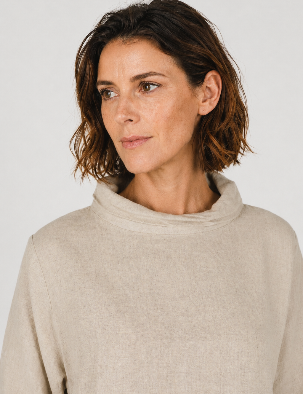 Caro_Top_Nat_1.png