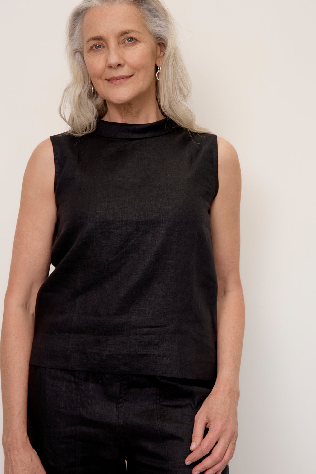 Celine Linen Top Black