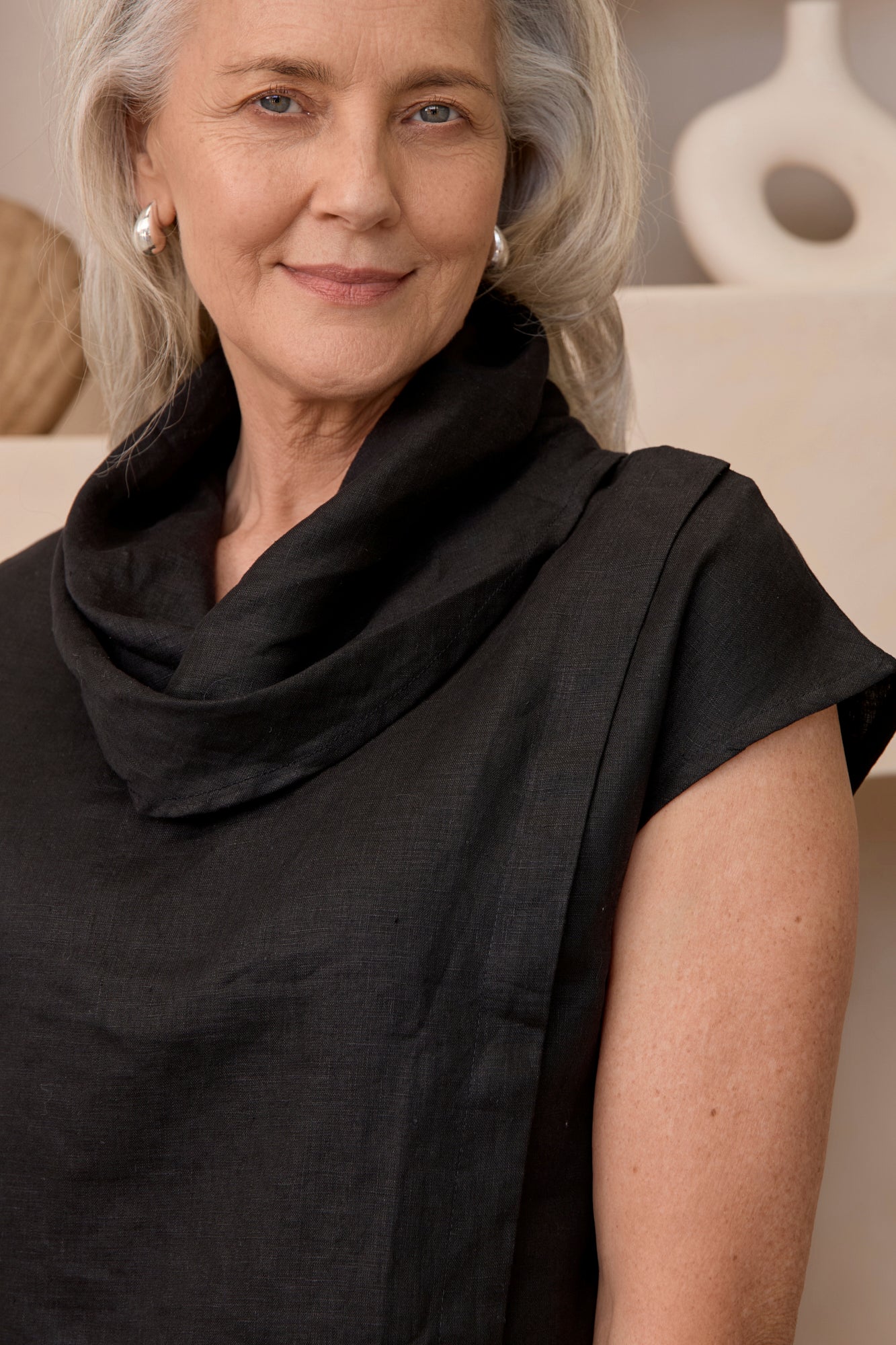 Hazel Linen Top Black