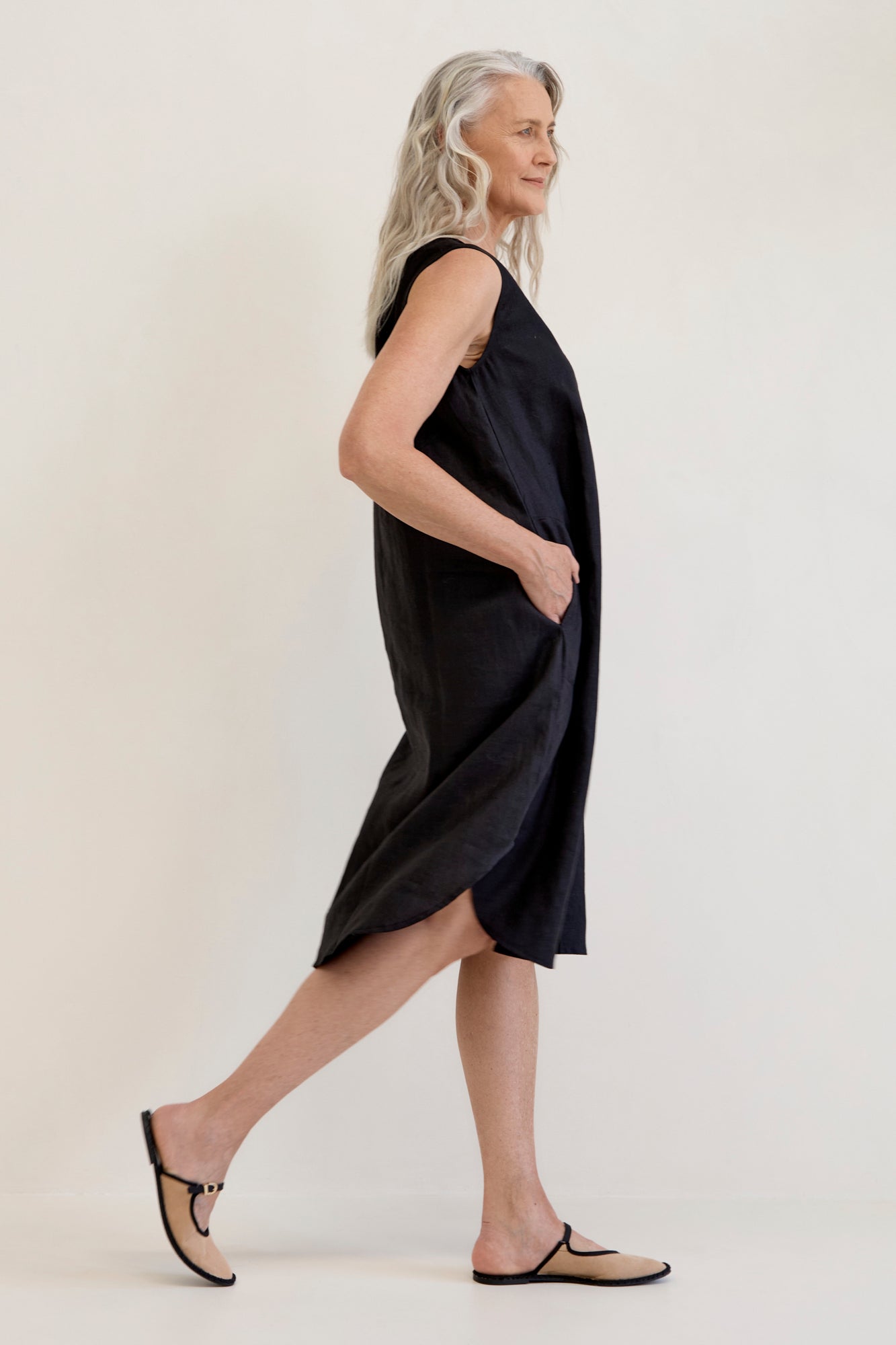 Chloe Linen Dress Black