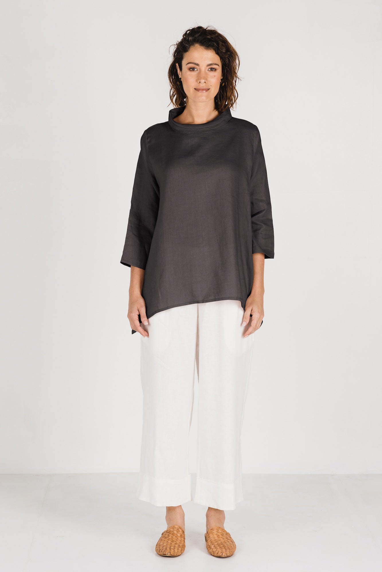 Caro Linen Top Charcoal