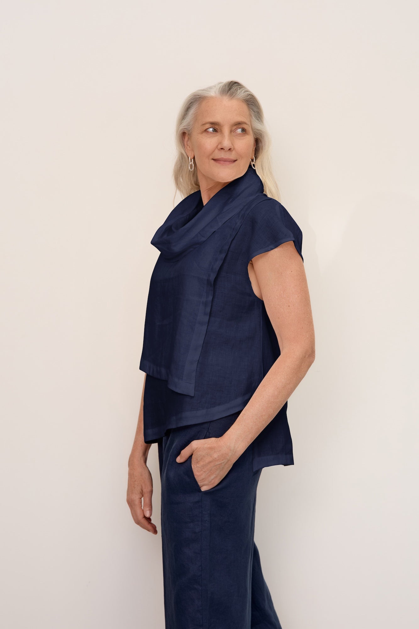Hazel Linen Top Navy