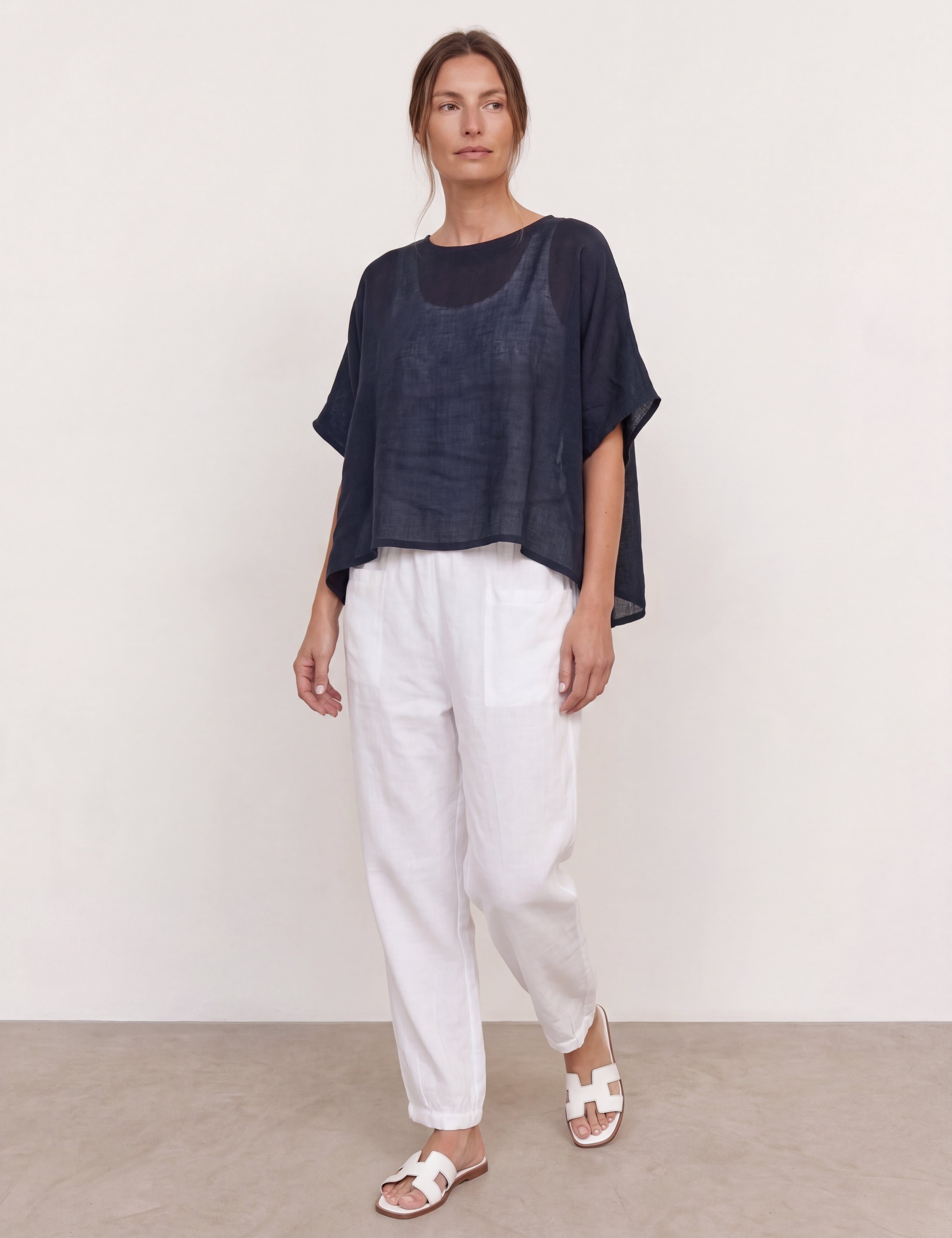 NOOSA_PANTS_WARM_WHITE_MOVEMENT.jpg