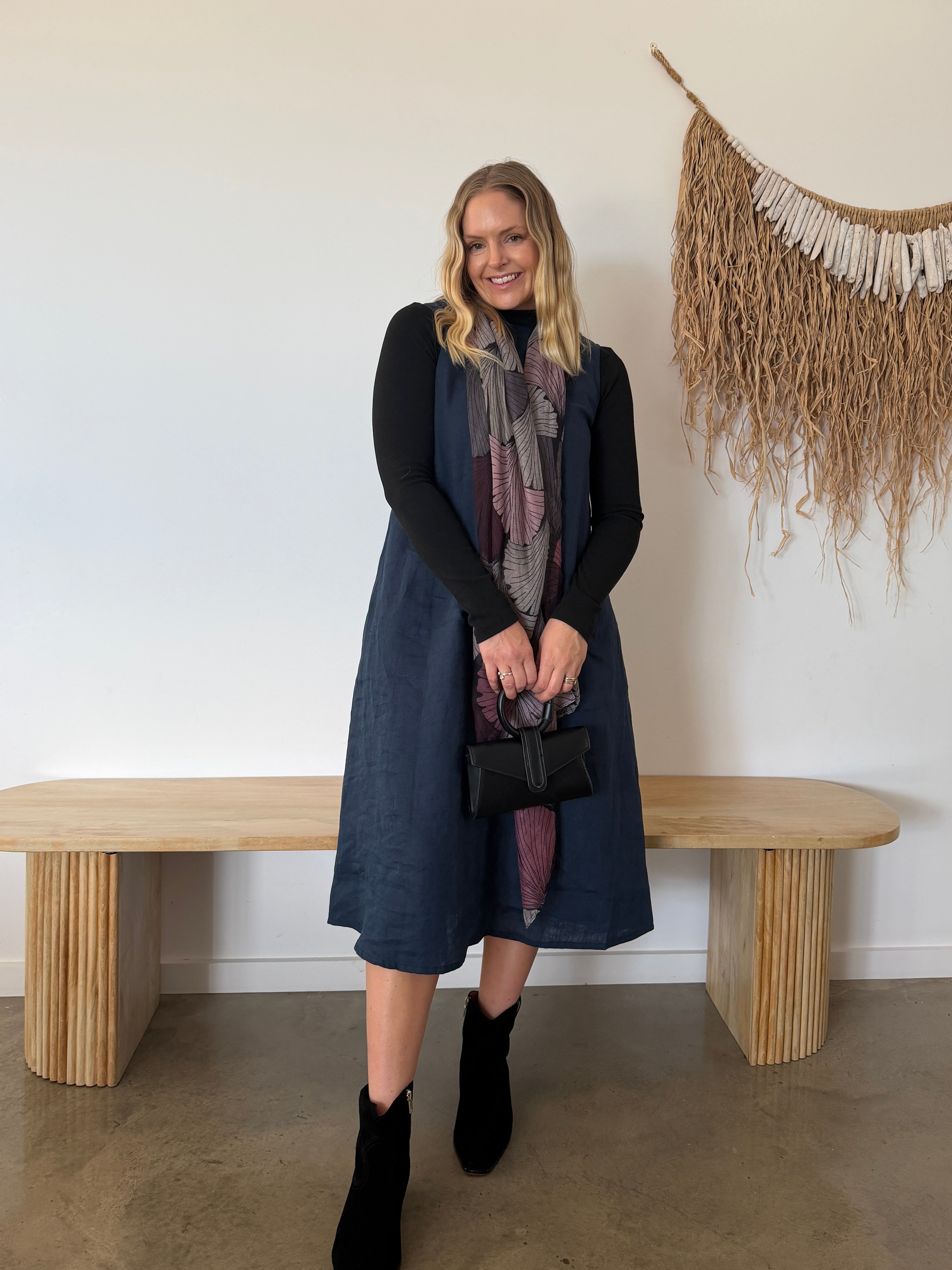 Cynthia Linen Dress Navy