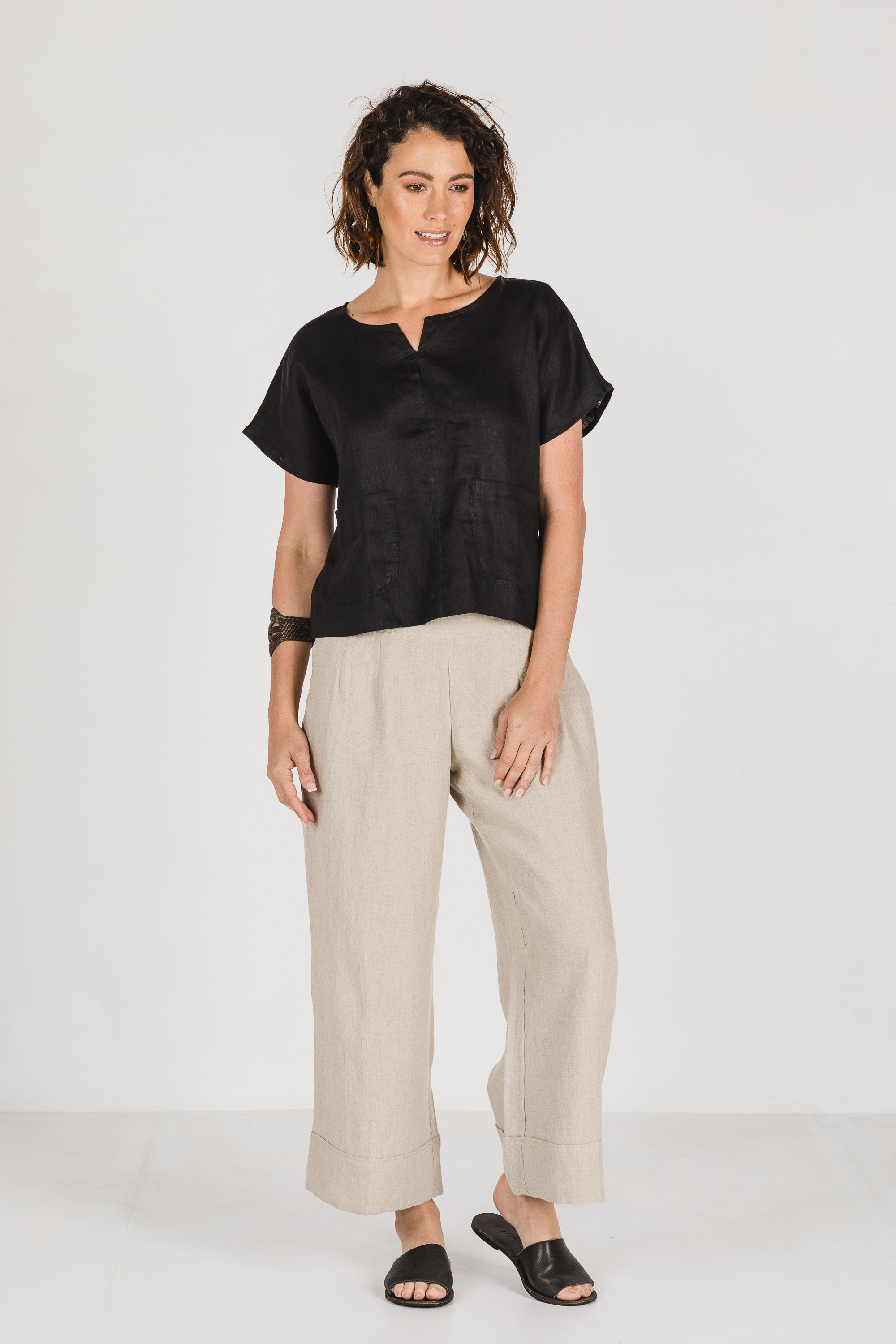 Zoe Linen Top Black