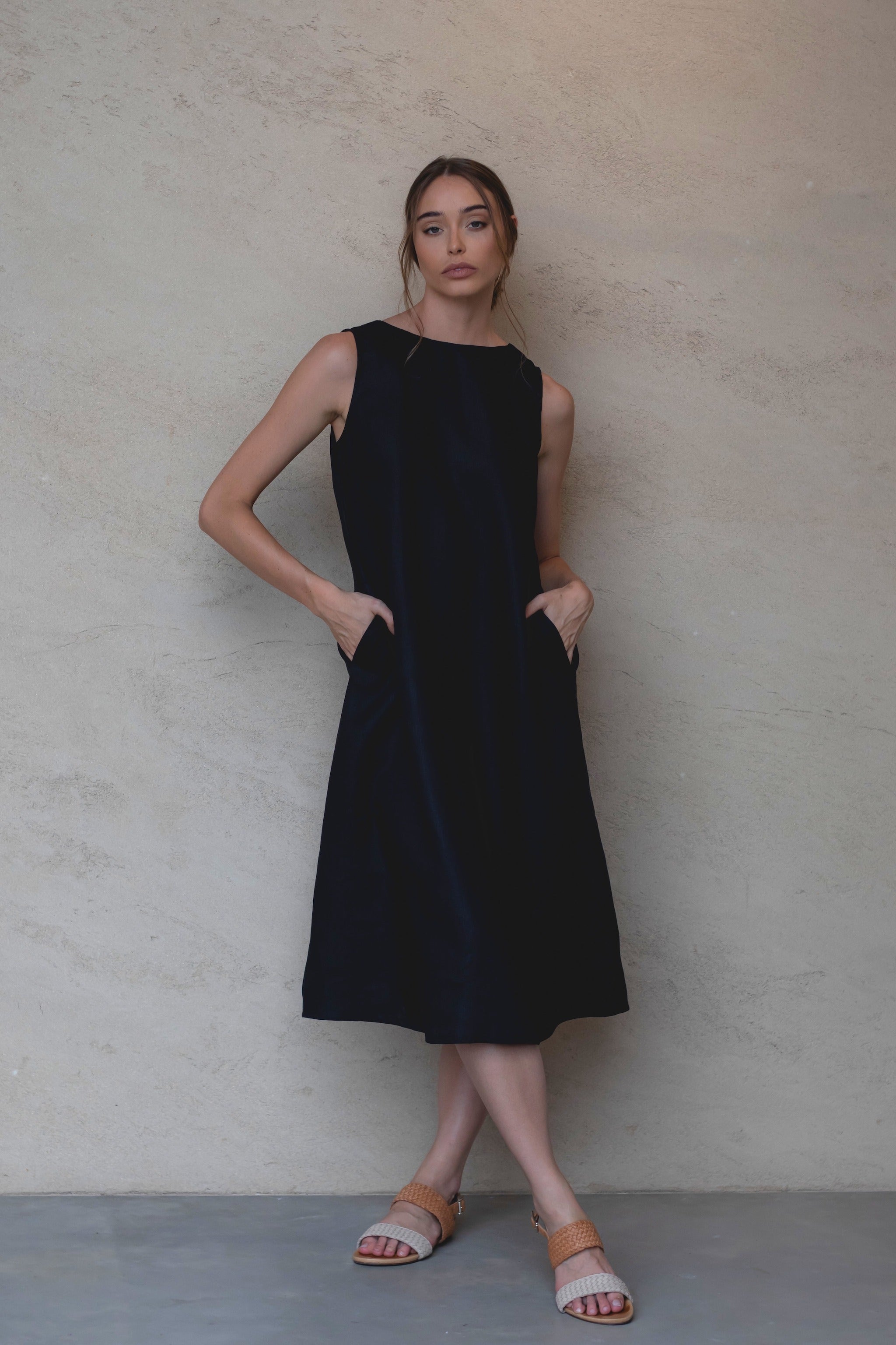 Cynthia Linen Dress Black