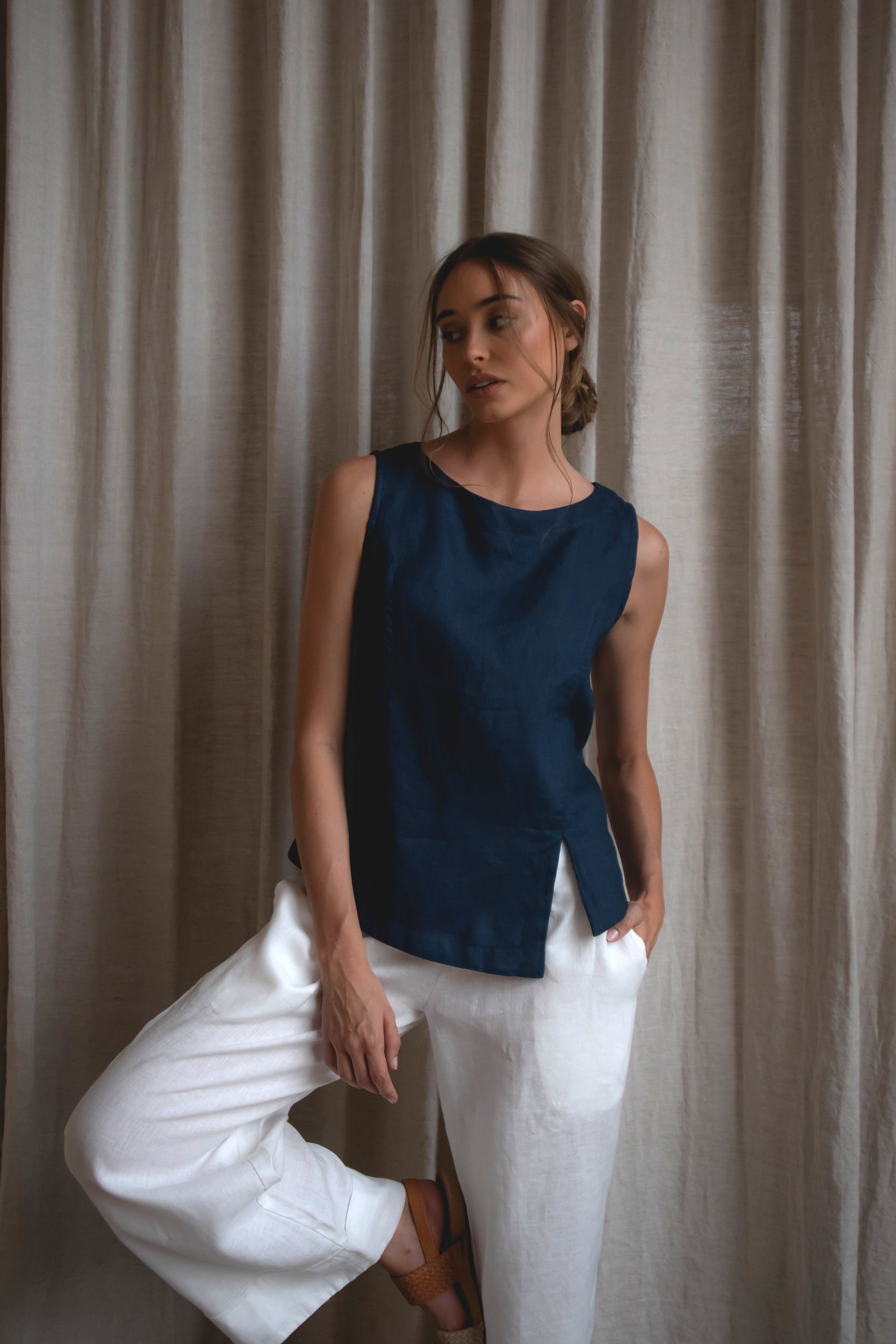 Shell Linen Top Navy